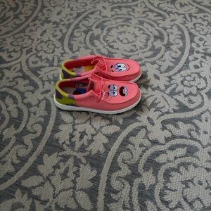 Men’s Patrick Star Hey Dude Shoes- Pink and Green